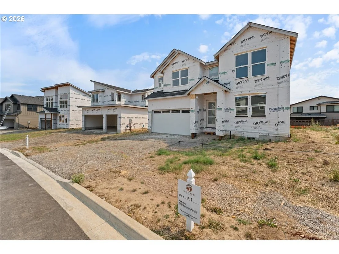 Photo of Unit LOT813 at 16698 SE MULTNOMAH FALLS DR