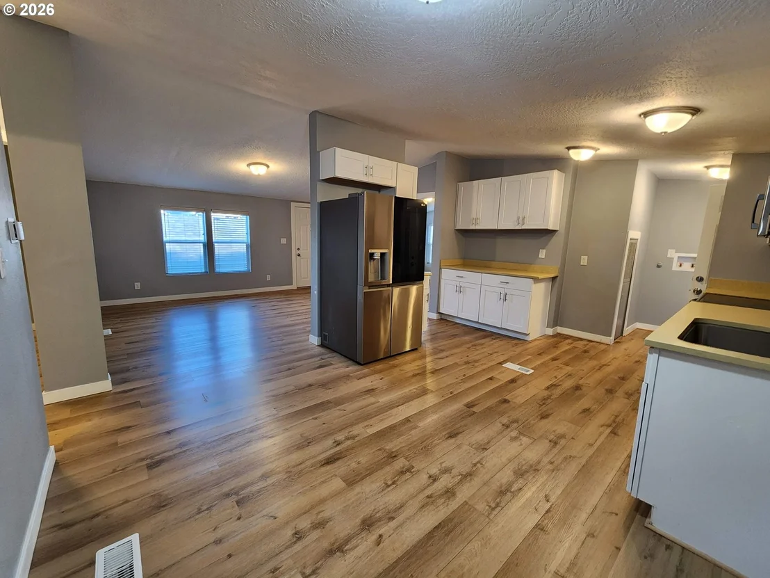 Photo of Unit 15 at 1819 SE ORIENT DR
