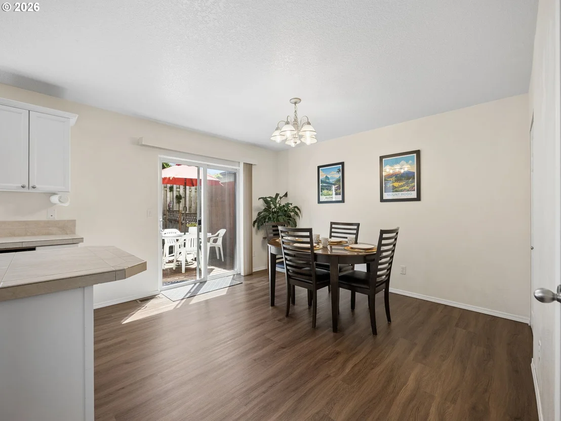 Photo of 1384 SW 22ND TER