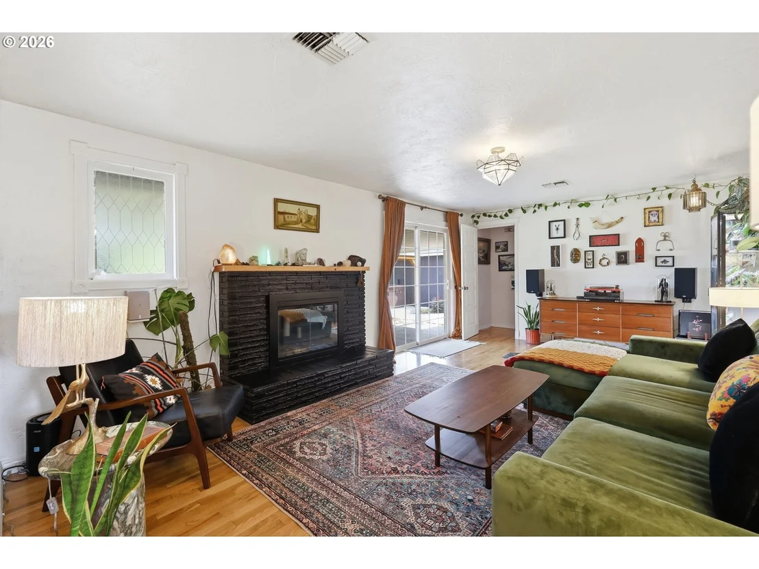 Photo of 3950 JASPER RD
