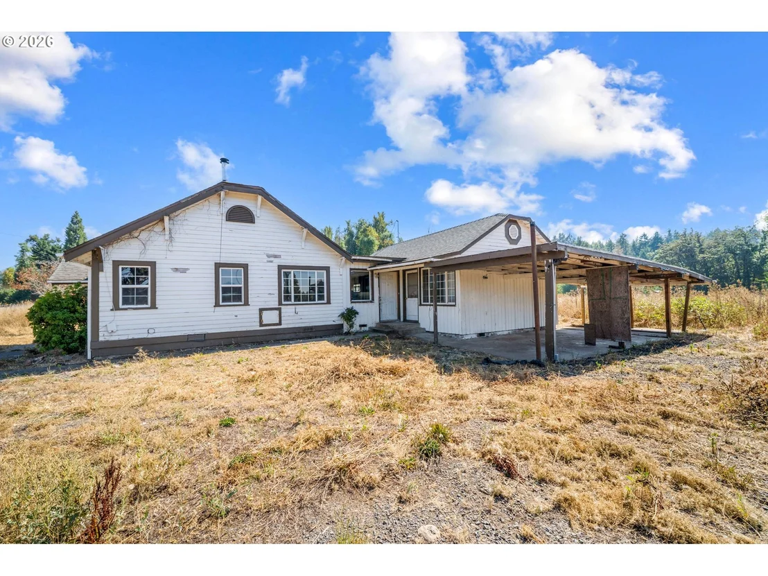 Photo of 38542 DEXTER RD