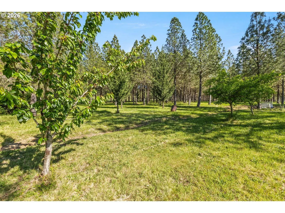 Photo of 757 ECHO DR