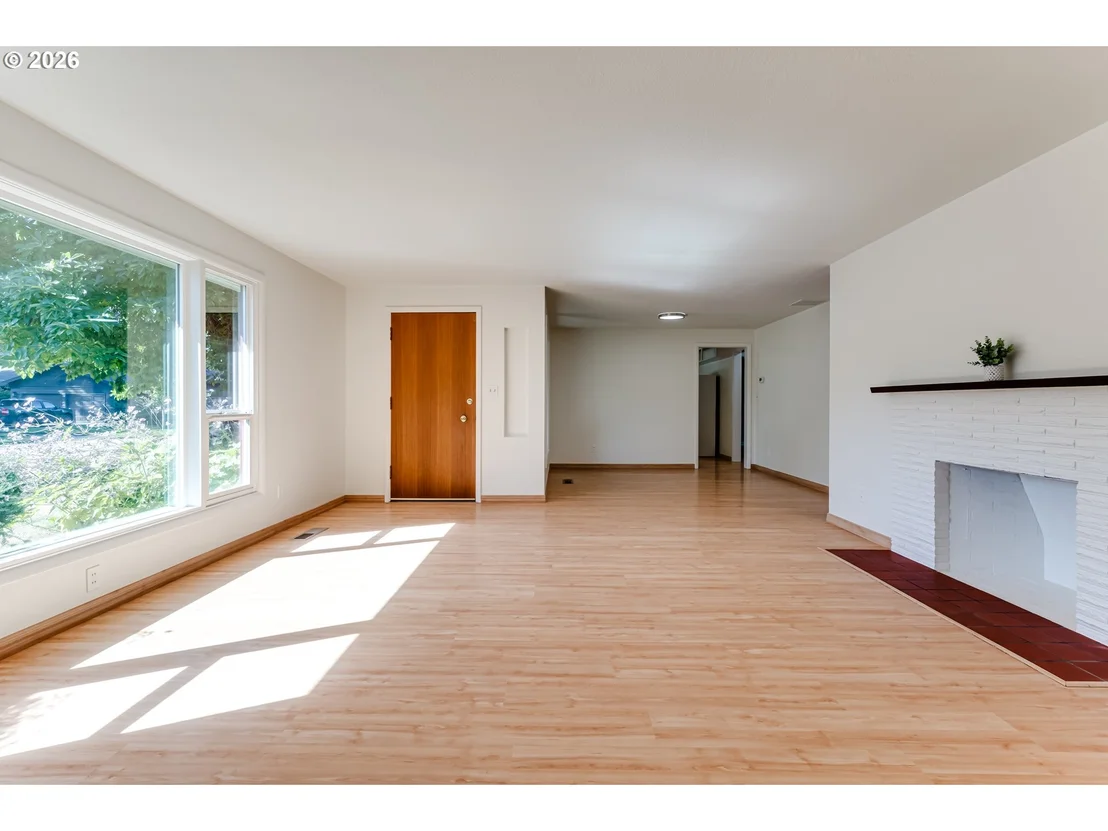 Photo of 280 REGAL CT
