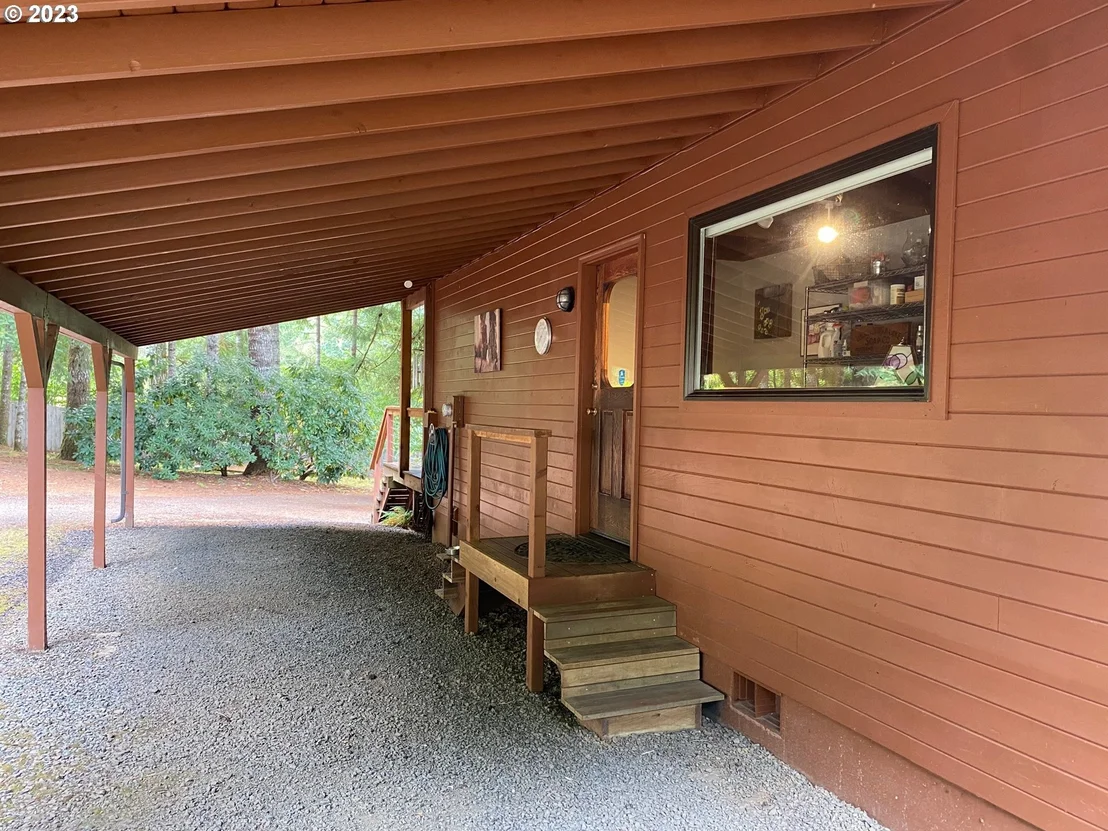 Photo of 18156 HIGHWAY 36