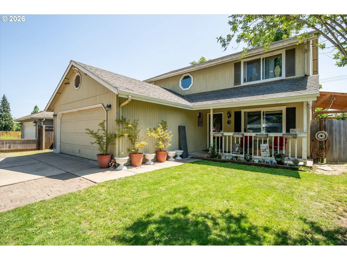 Photo of 995 KINTZLEY AVE