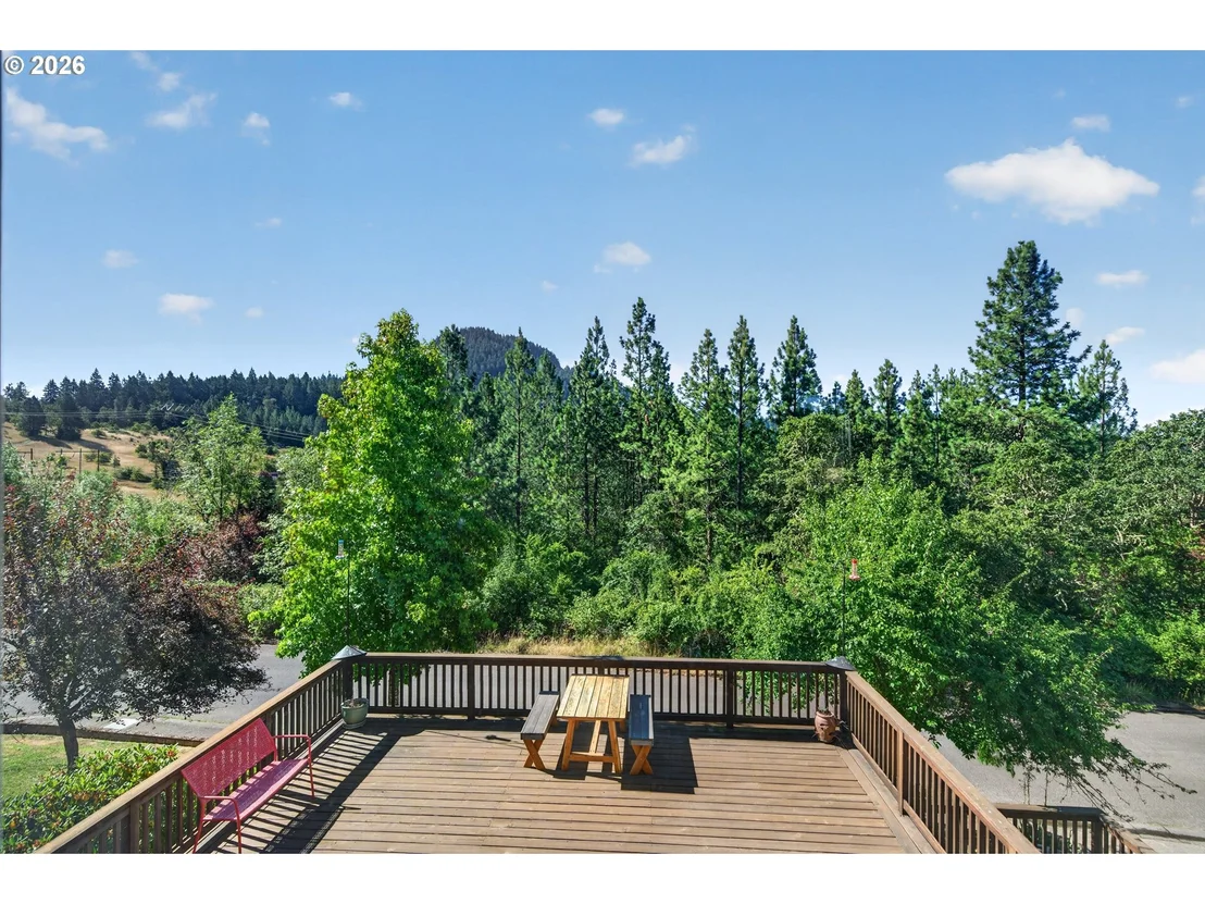 Photo of 207 W 52ND AVE