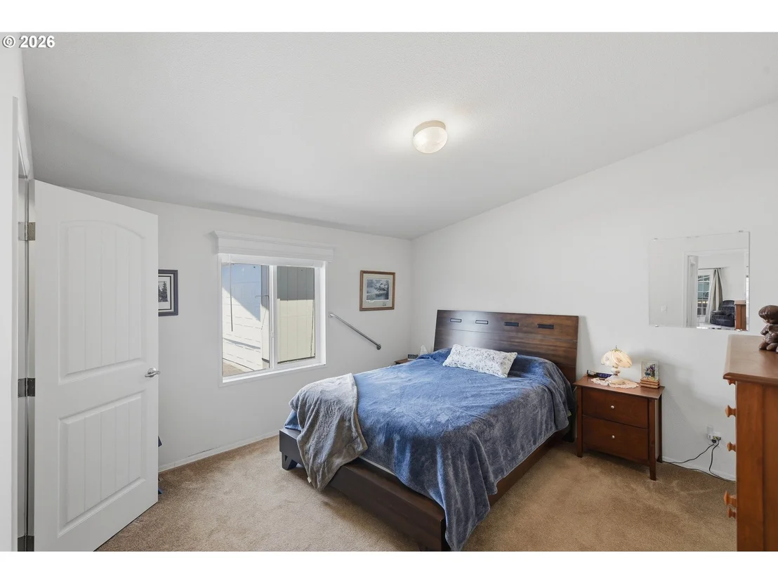 Photo of 2990 KNOTT TER