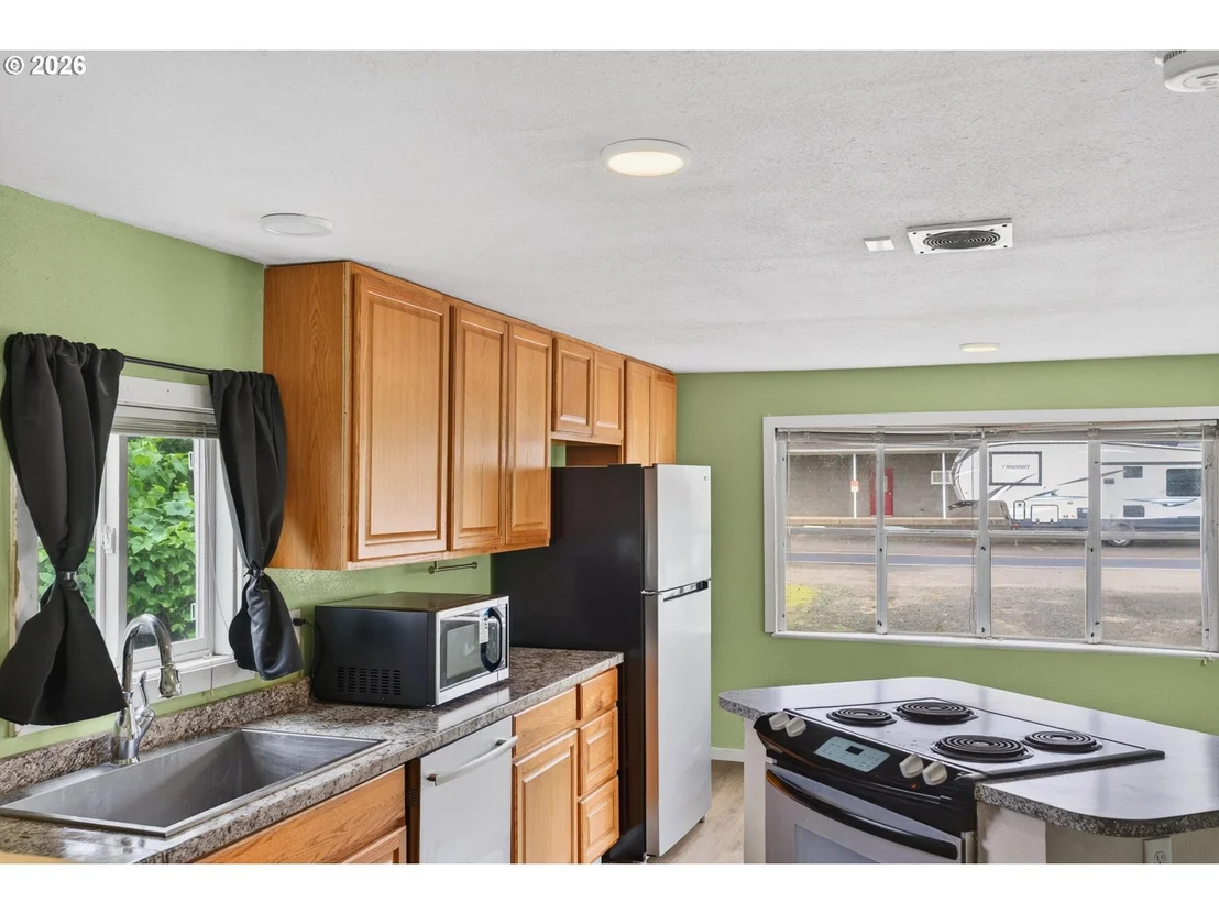 Photo of 25182 ALPINE RD