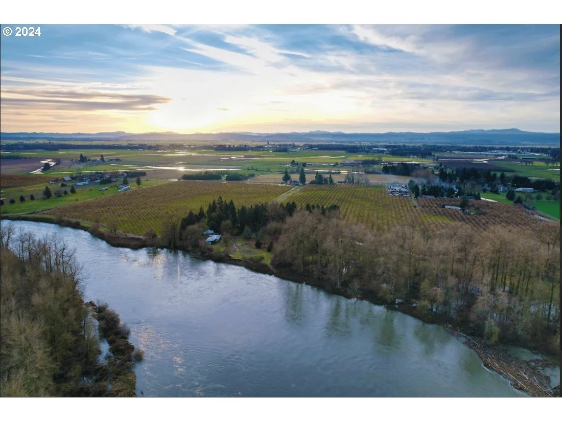 Photo of 93579 RIVER RD