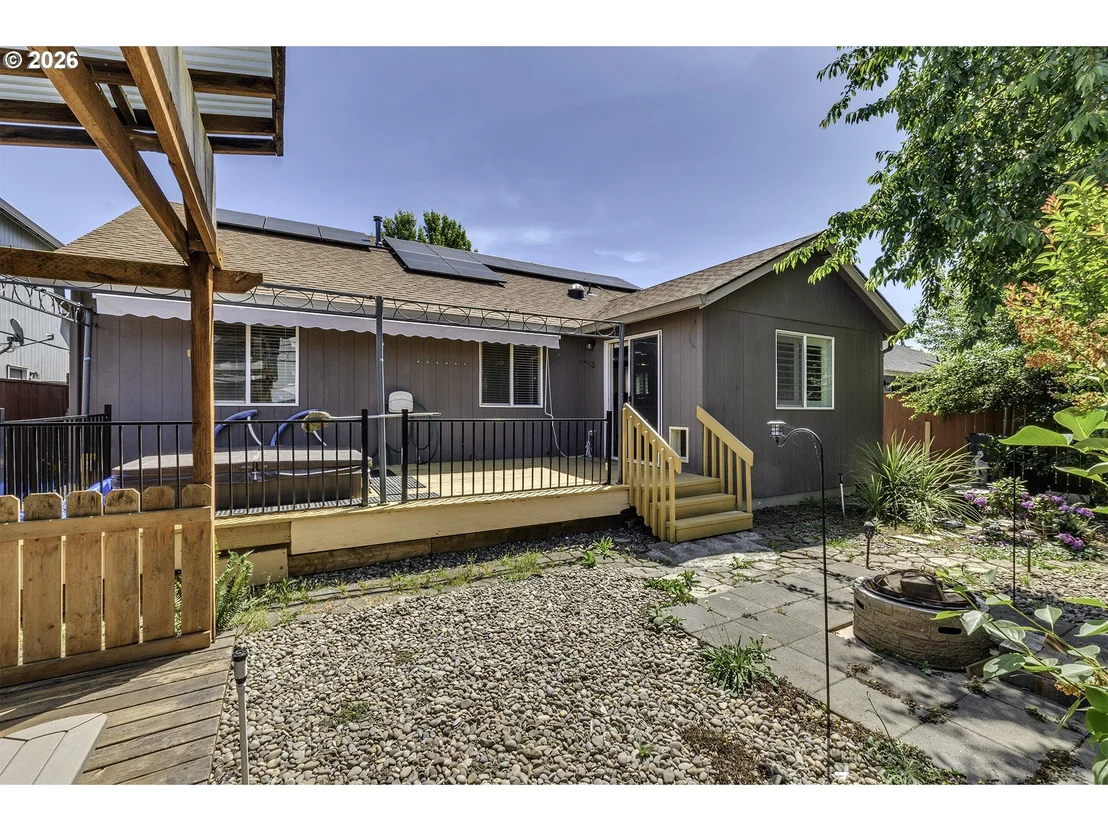 Photo of 1235 CRYSTAL LN