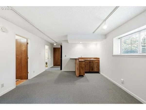 Photo of 497 NE SCOTT AVE