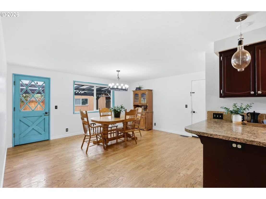 Photo of 460 TIMOTHY ST