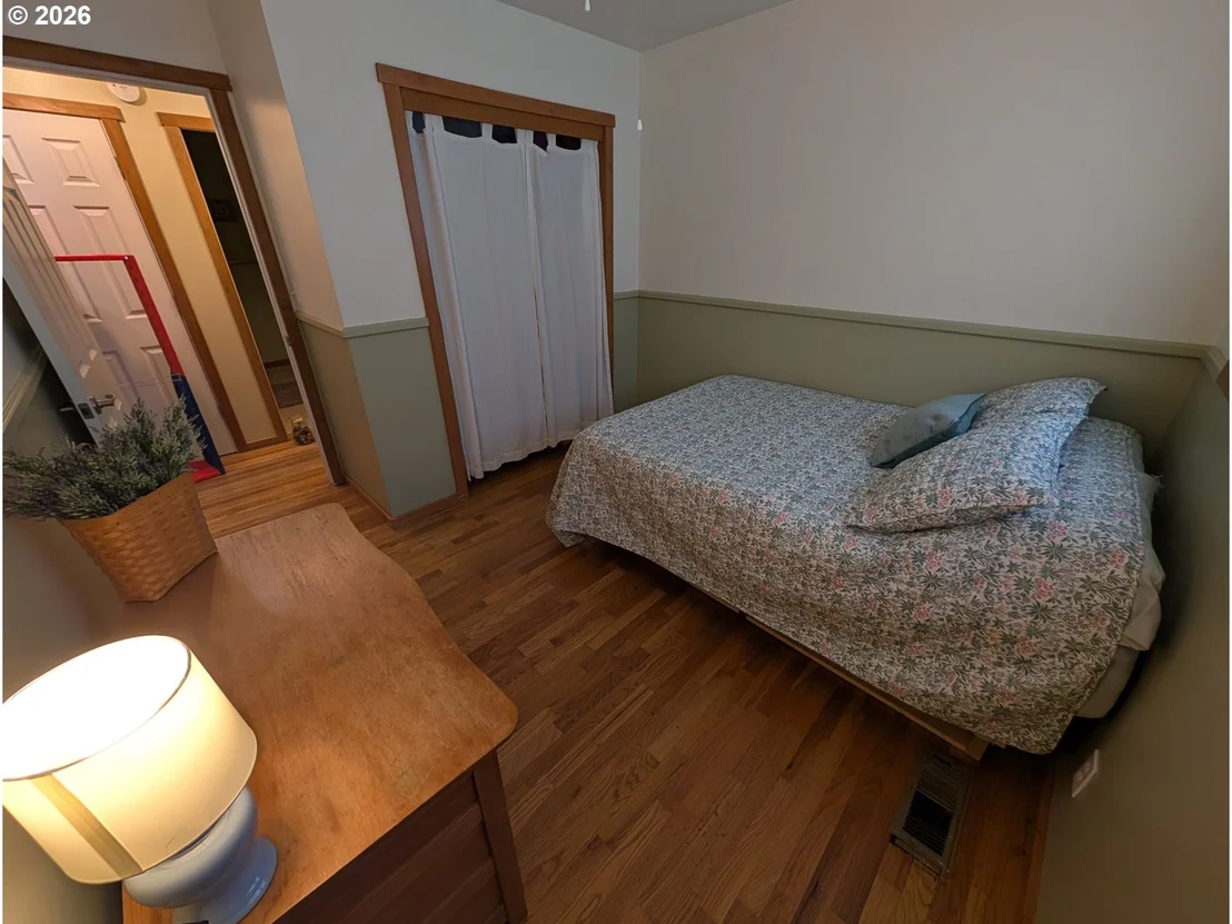 Photo of 4166 SW PERKINS AVE