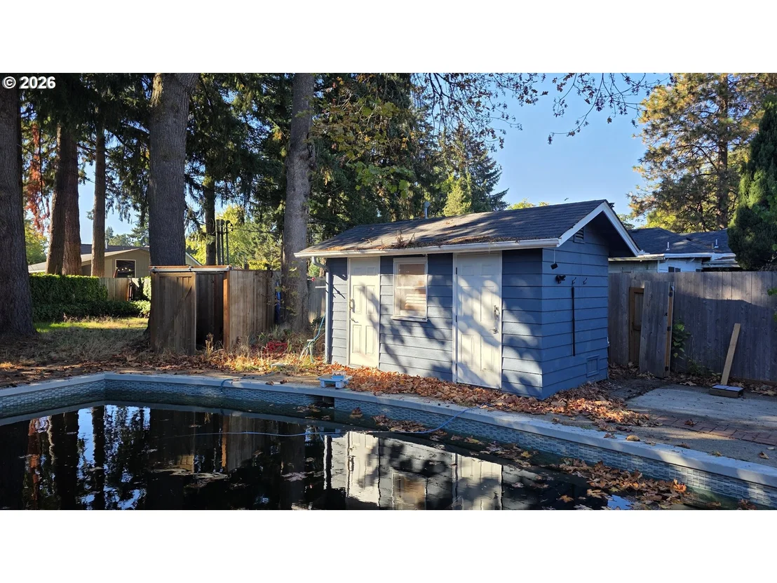 Photo of 551 SHIRE CT