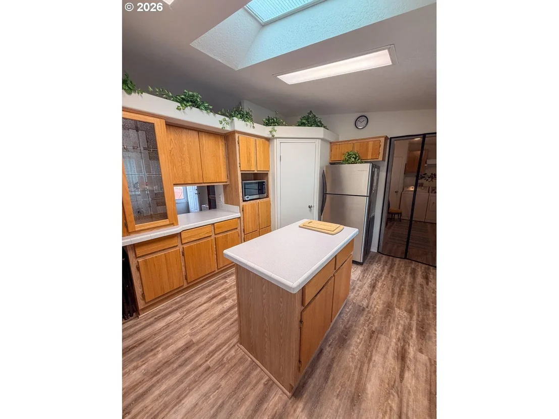 Photo of 600 TIARA ST