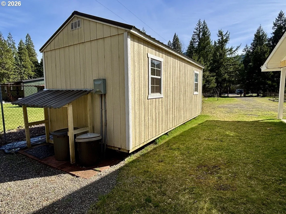 Photo of 55433 MCKENZIE HWY