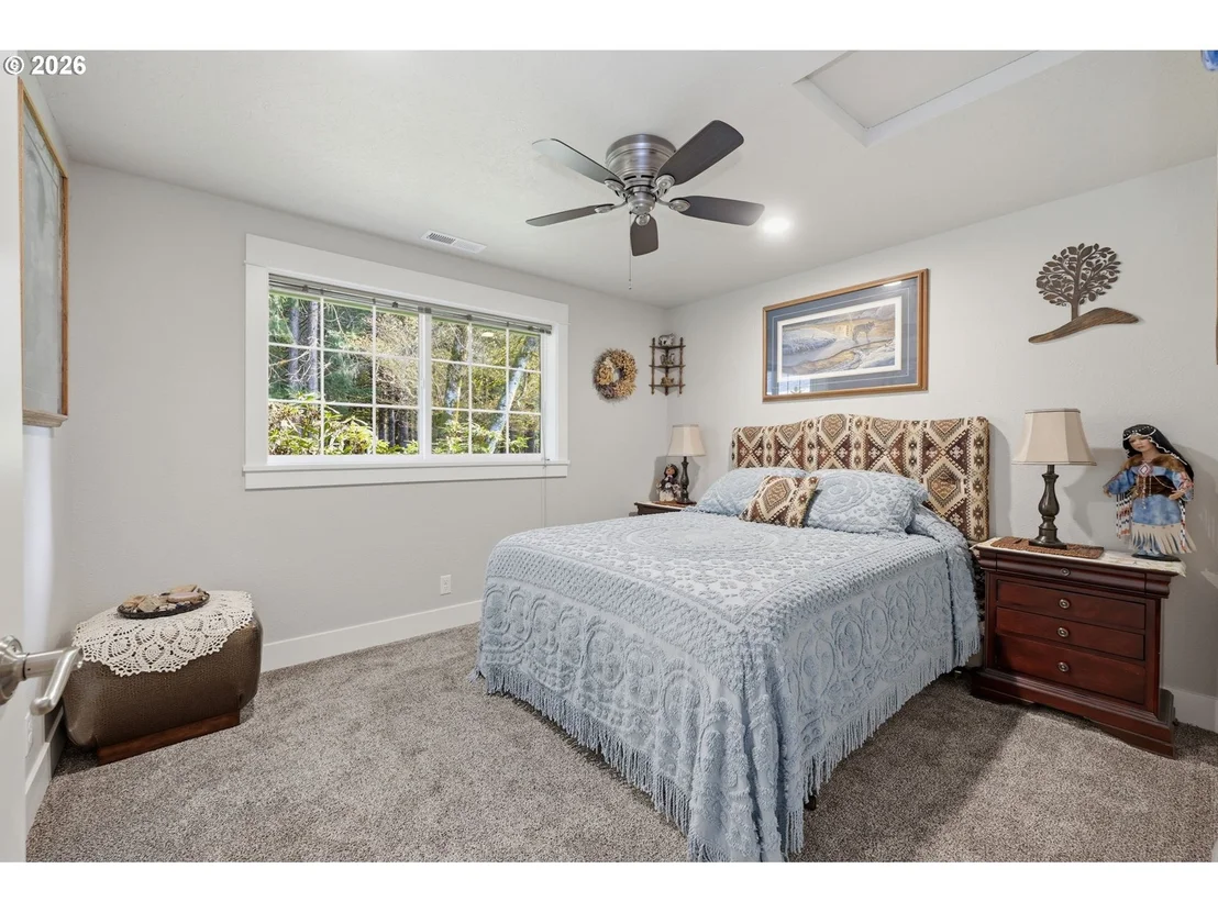 Photo of 93684 MARCOLA RD