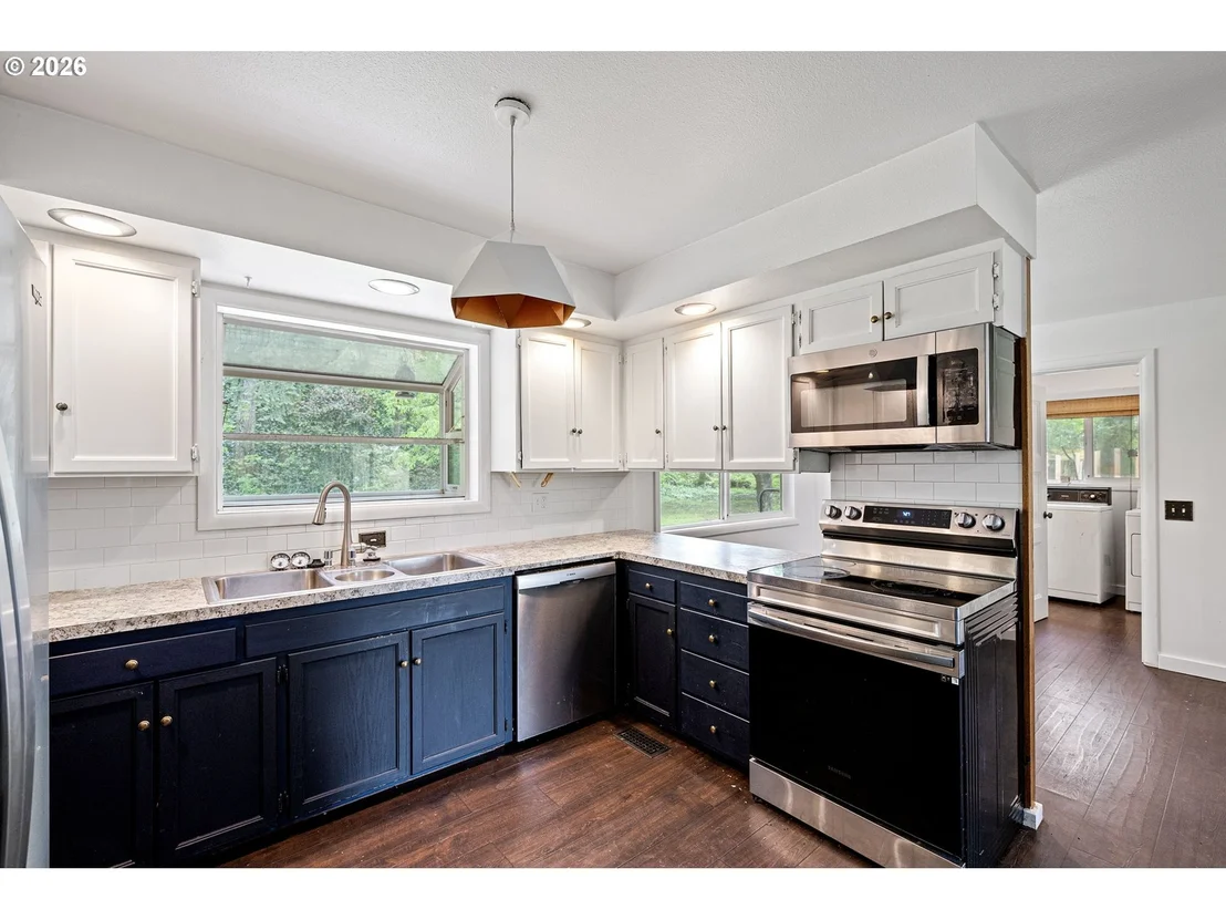 Photo of 28974 GIMPL HILL RD