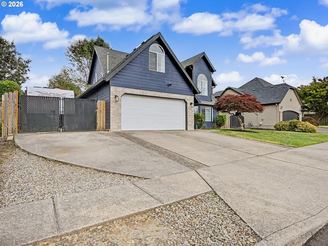 Photo of 3008 SE LAURA AVE