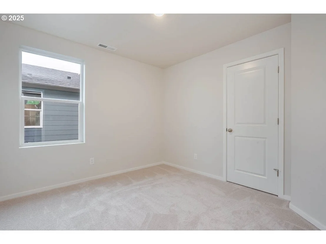 Photo of 362 Reno ST NE