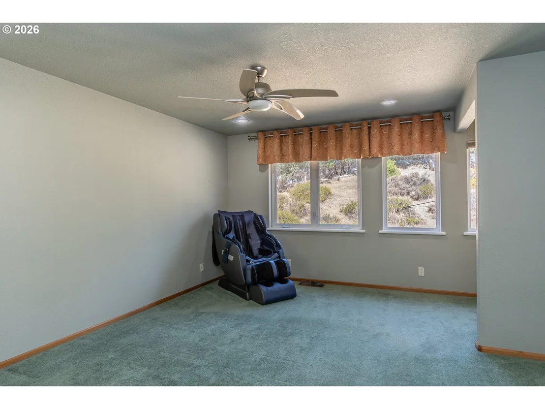 Photo of 1265 EVERGREEN RIDGE RD