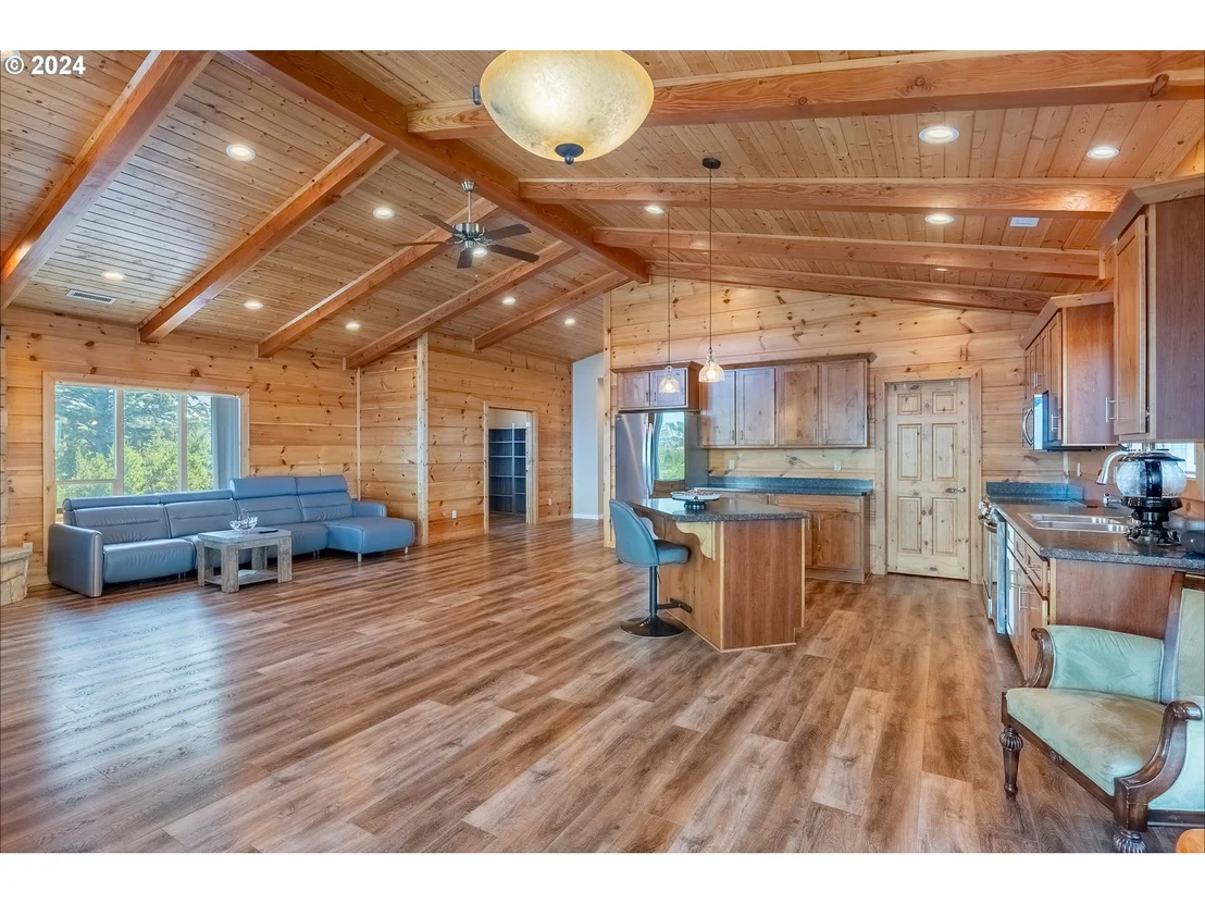 Photo of 21 TWIN TREE CT