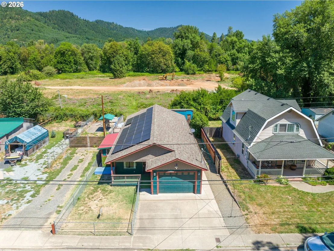 Photo of 356 SETHER AVE