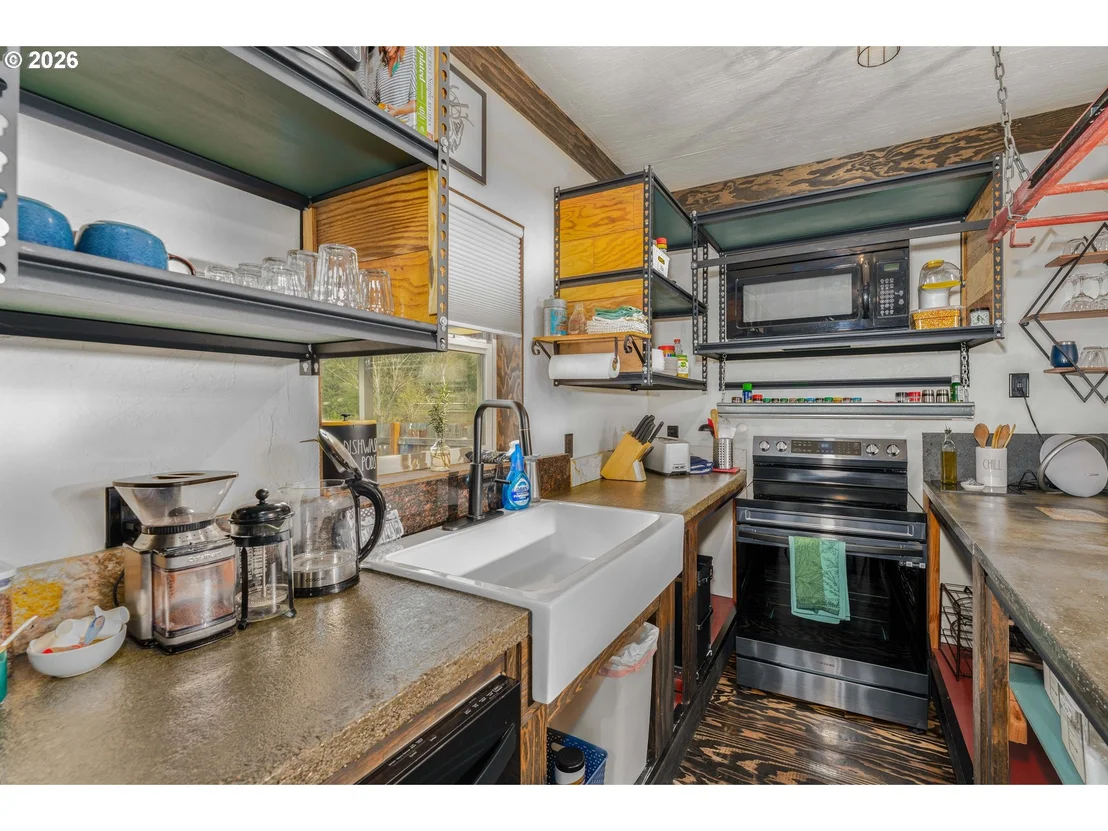 Photo of 48367 ROARING RAPIDS WAY