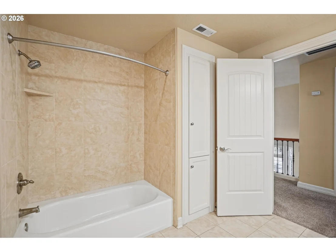 Photo of 2240 TURNBERRY CT