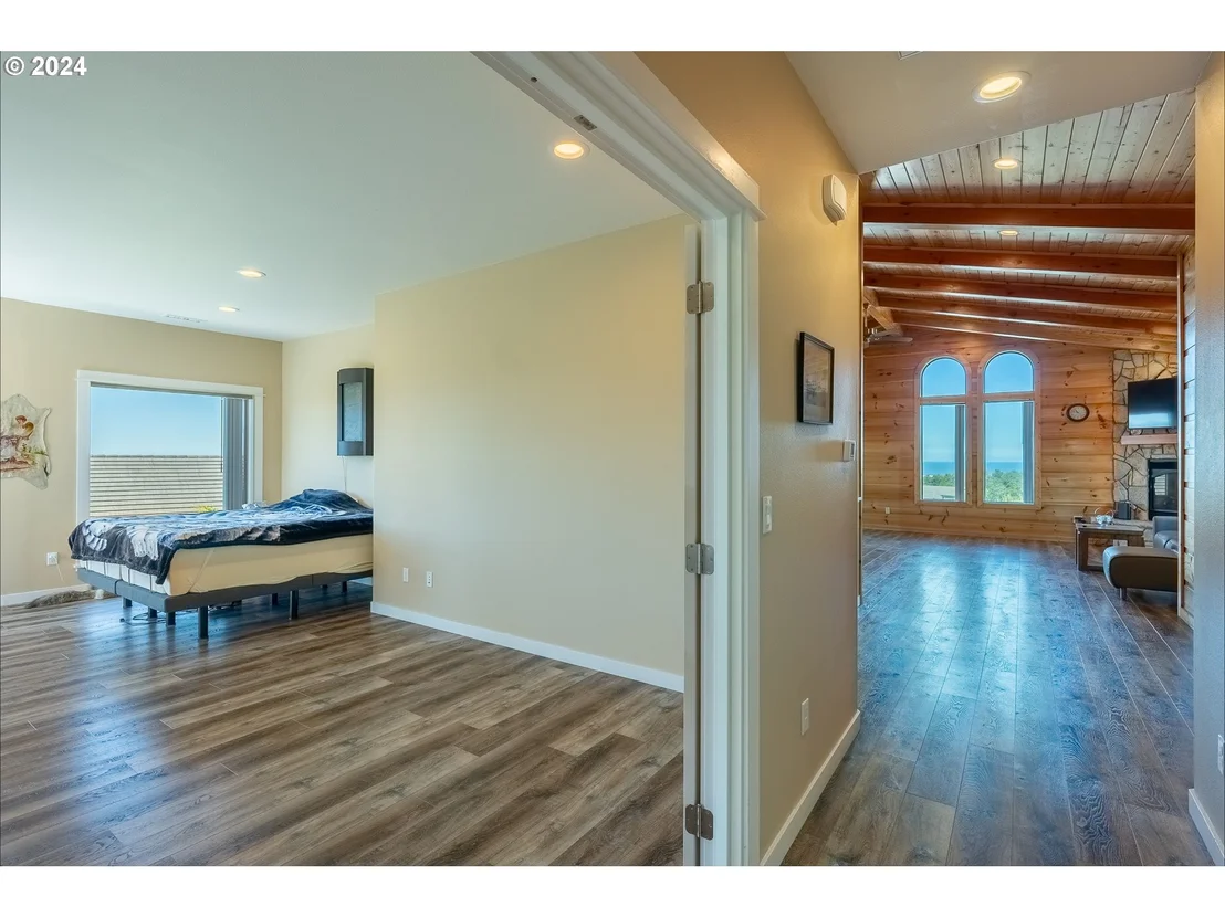 Photo of 21 TWIN TREE CT