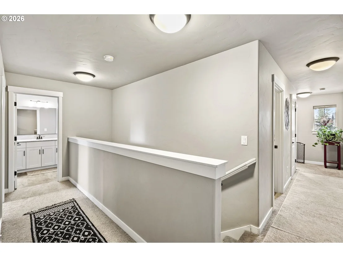 Photo of 60439 HEDGEWOOD LN