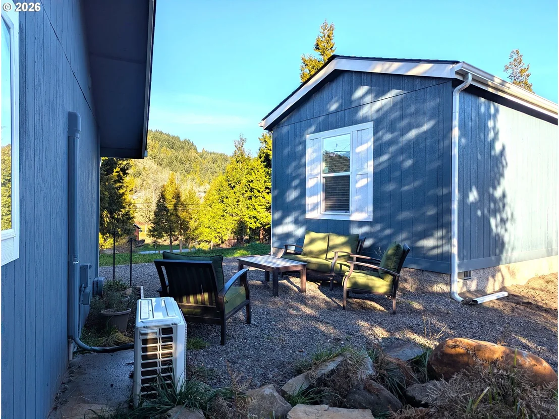 Photo of 48232 WESTOAK RD