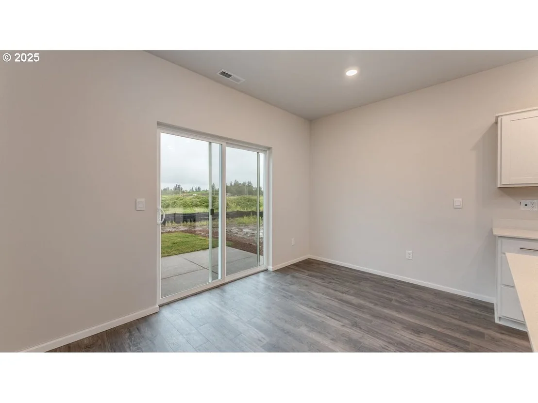 Photo of 4941 Elvis AVE NE