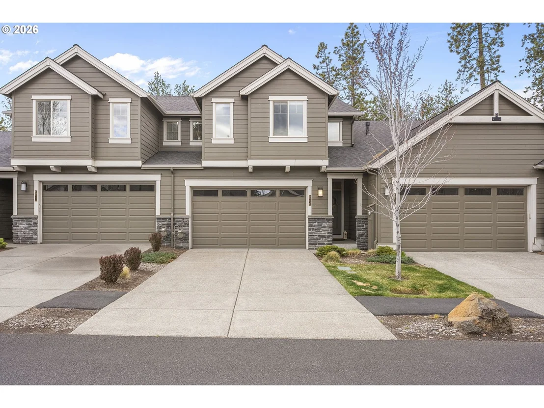 Photo of 60439 HEDGEWOOD LN
