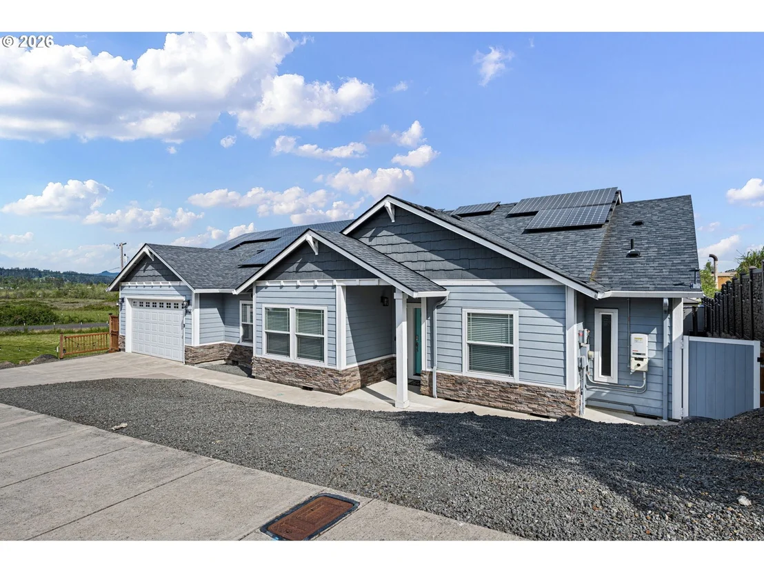 Photo of 1056 RUBY CLAIR DR