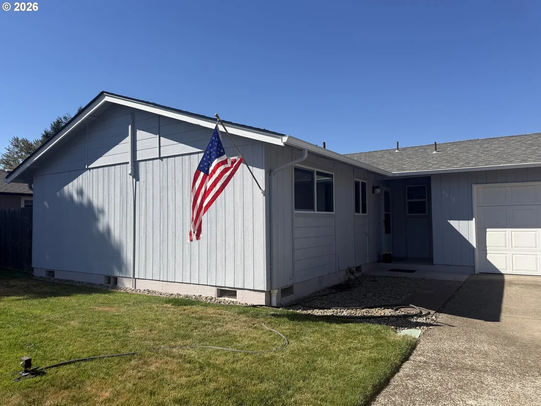 Photo of 4478 HILTON DR