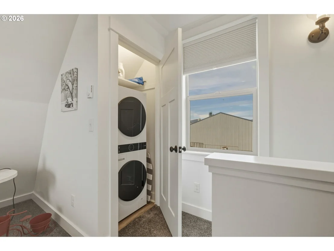 Photo of 6 DOUGLAS AVE