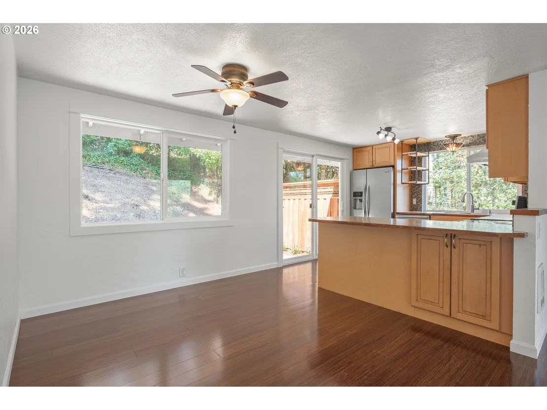 Photo of 583 LOCHMOOR PL