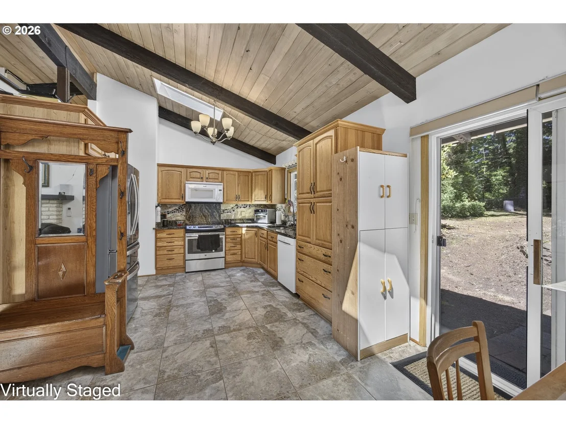 Photo of 5665 PENINSULA RD