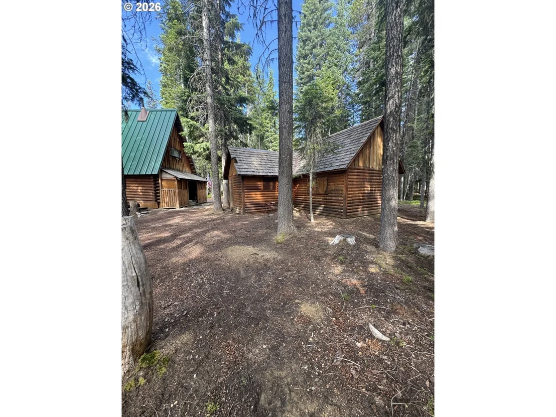 Photo of 10 DIAMOND LAKE LOOP