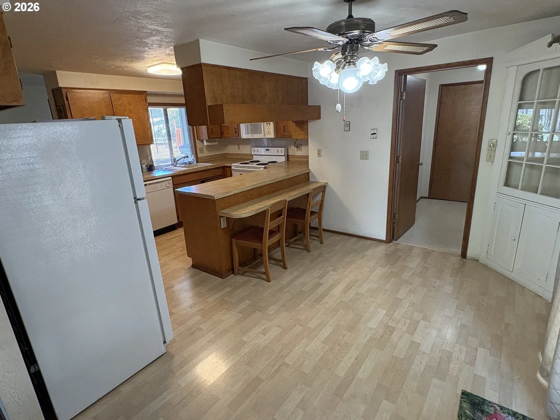 Photo of 392 S 37TH ST
