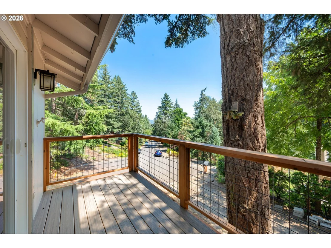 Photo of 583 LOCHMOOR PL