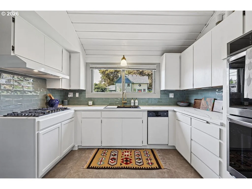 Photo of 436 LINCOLN ST