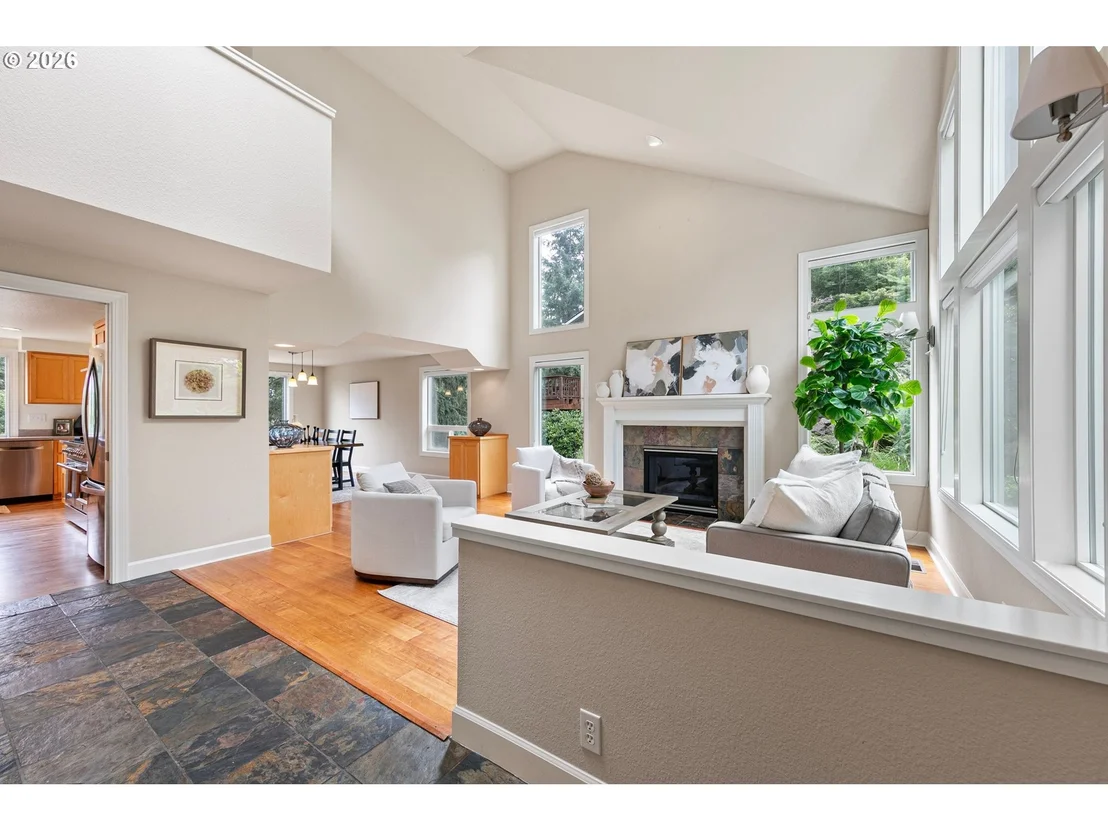Photo of 3335 BENTLEY AVE