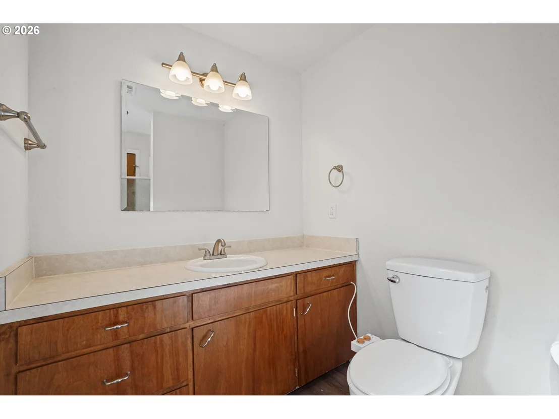 Photo of 840 OCEAN BLVD SE