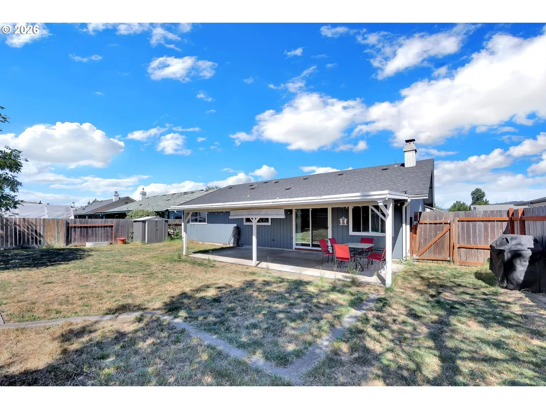 Photo of 326 38TH PL