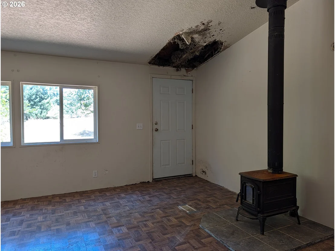 Photo of 49241 MOUNTAIN VIEW RD