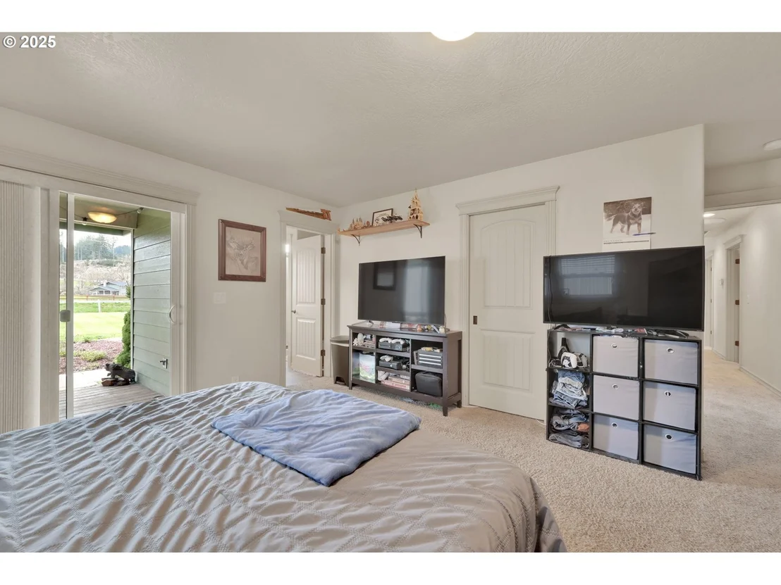 Photo of 91375 MARCOLA RD