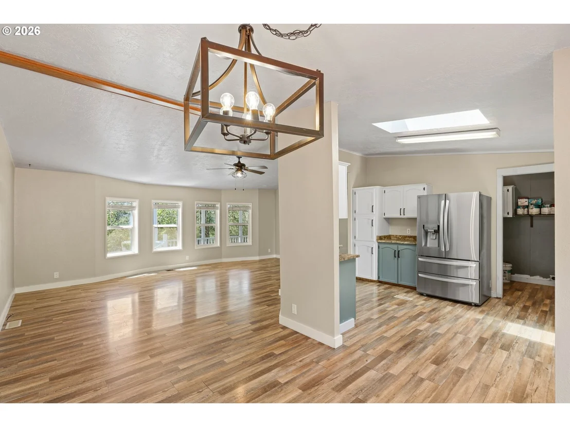 Photo of 235 DEARING WAY