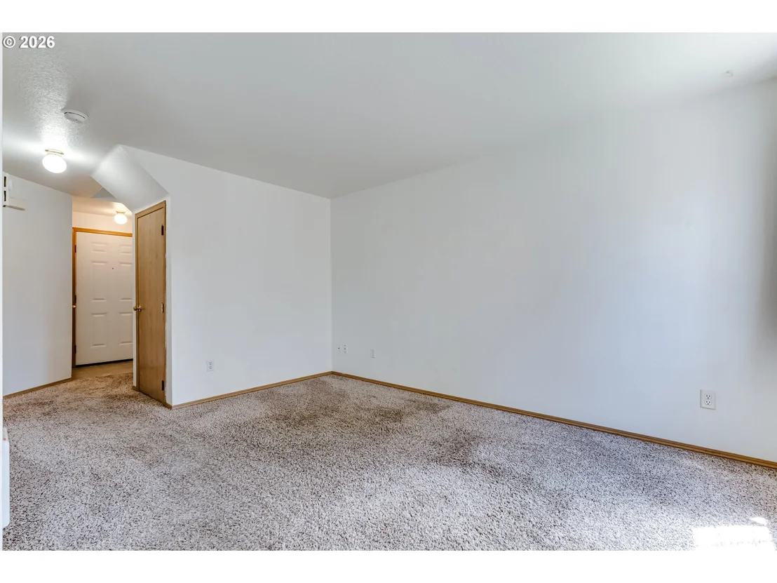 Photo of 112 LEA AVE